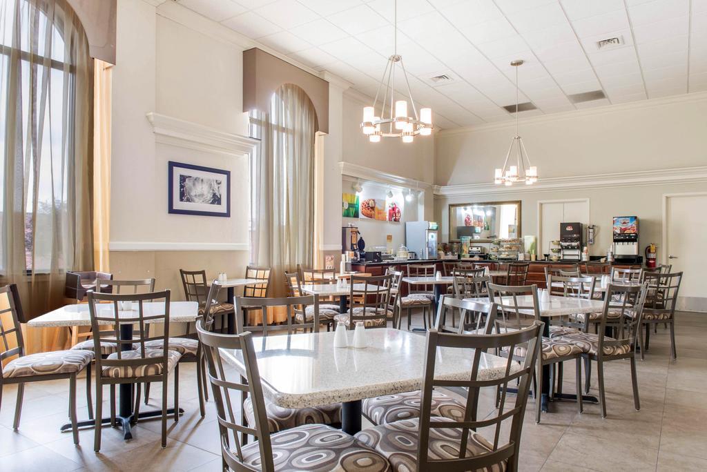 Quality Inn Festus Екстериор снимка