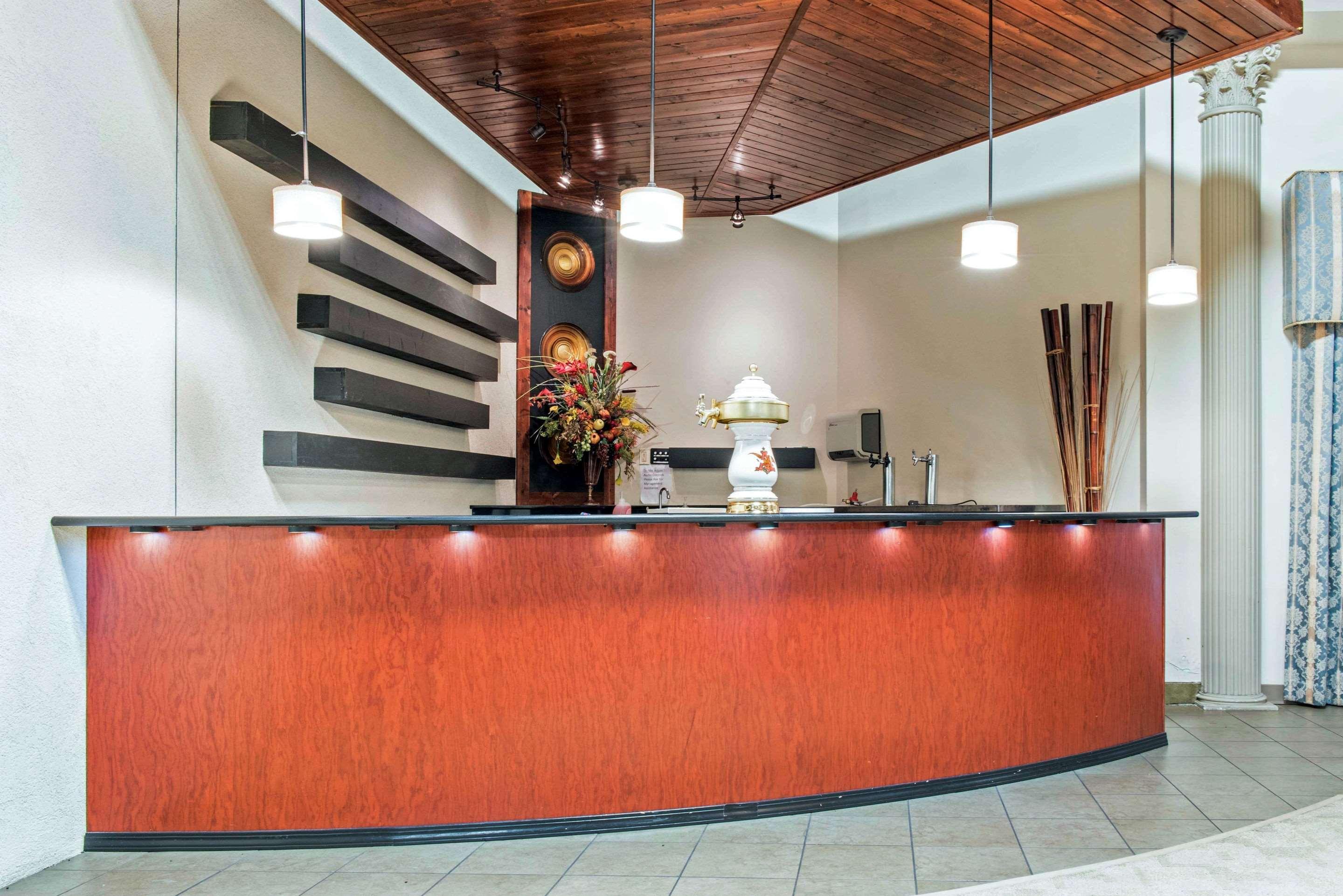 Quality Inn Festus Екстериор снимка