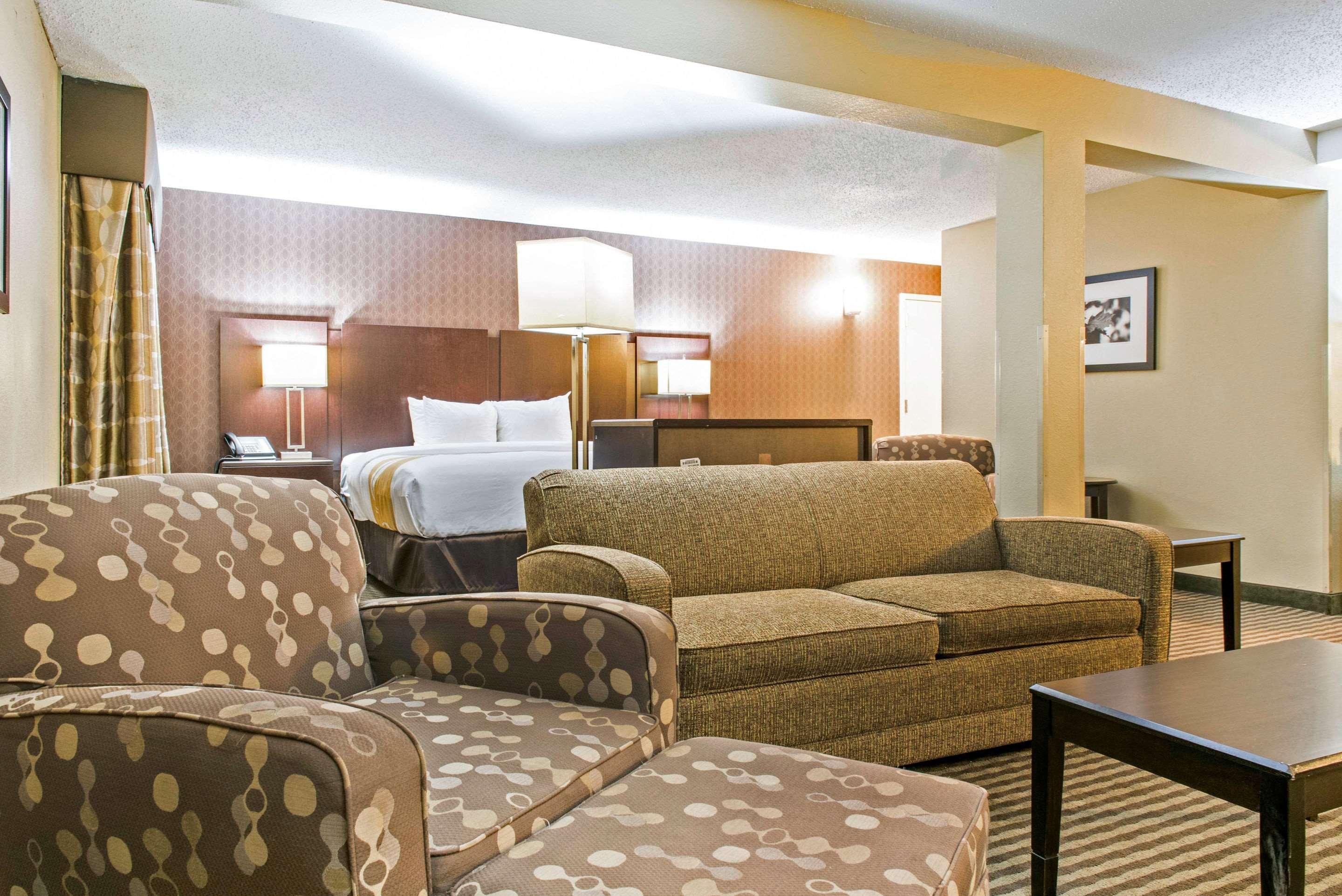Quality Inn Festus Екстериор снимка