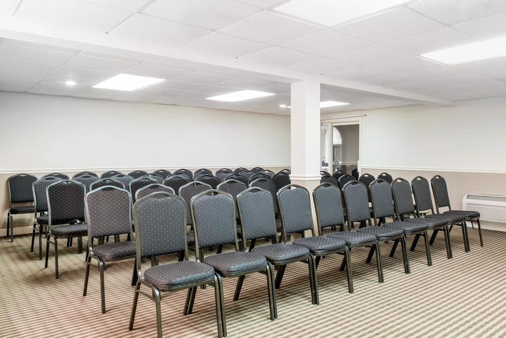 Quality Inn Festus Екстериор снимка