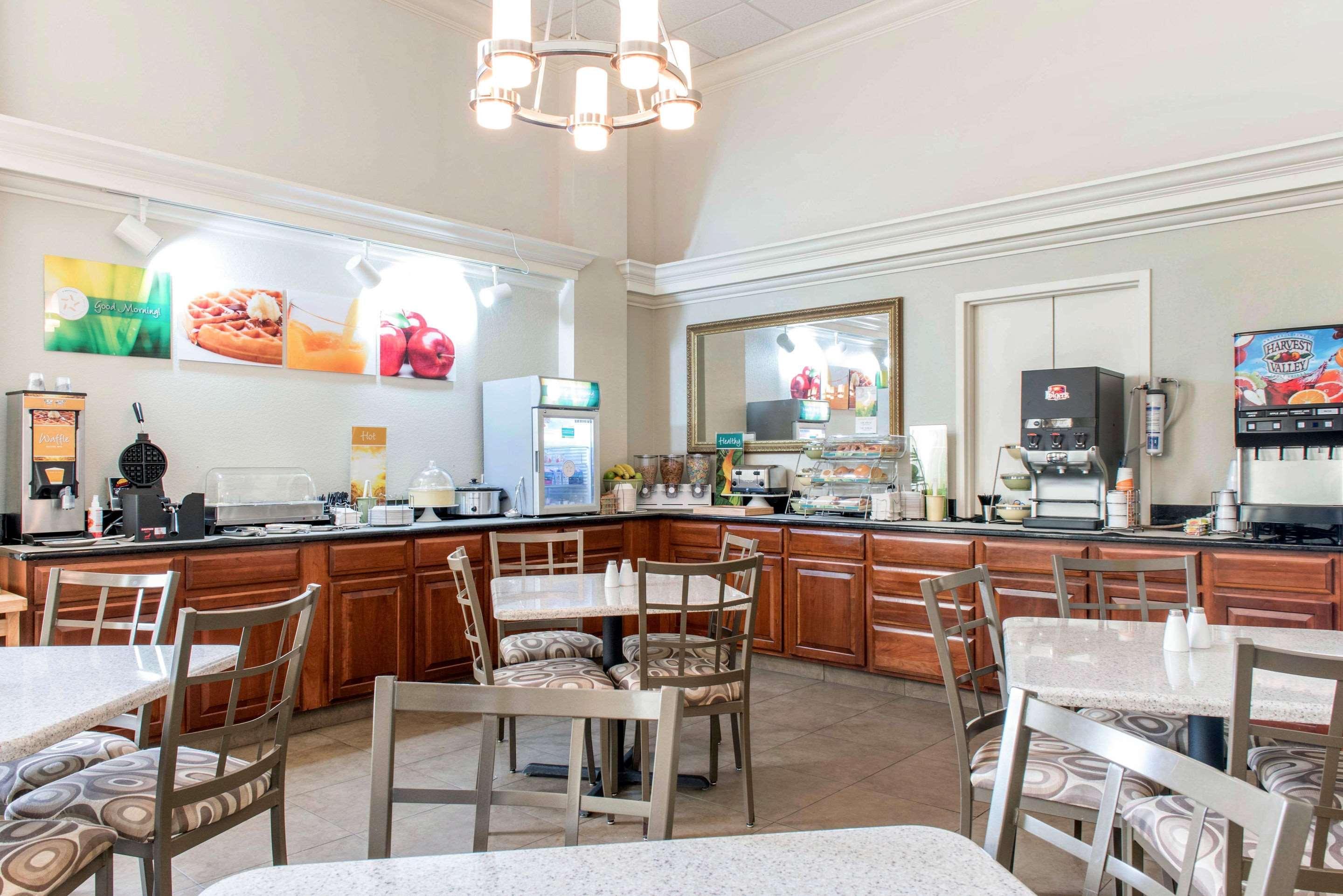 Quality Inn Festus Екстериор снимка