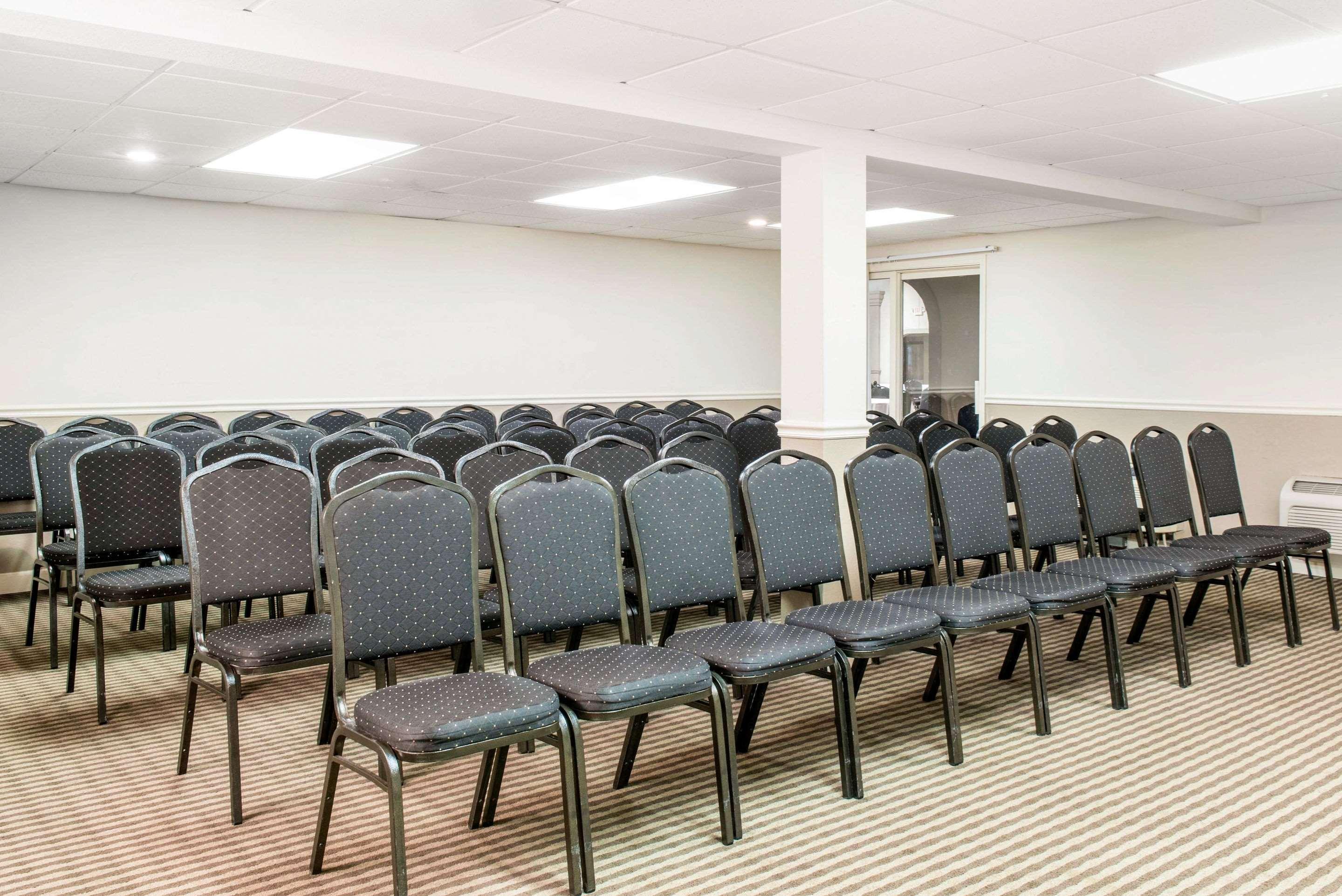 Quality Inn Festus Екстериор снимка