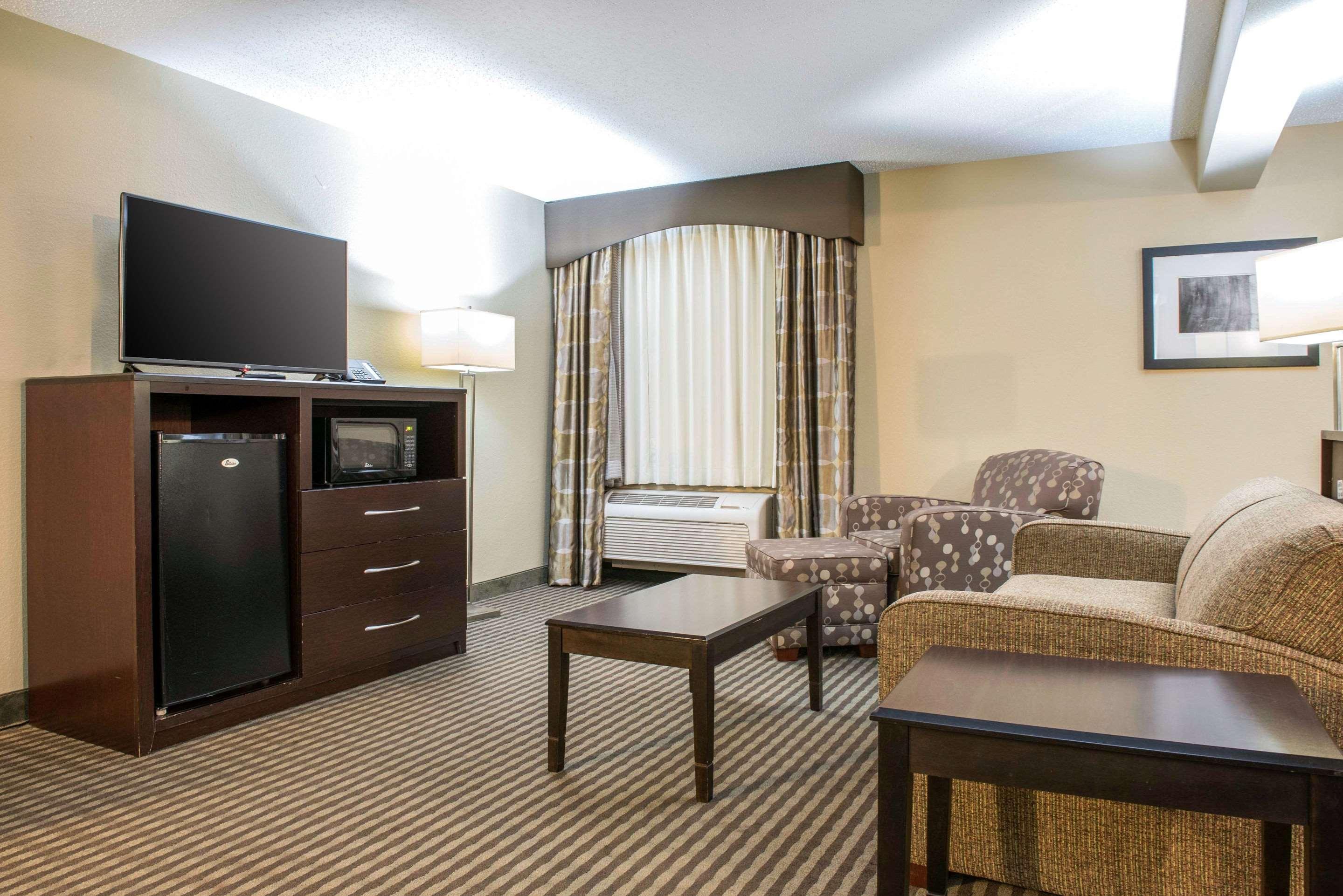Quality Inn Festus Екстериор снимка