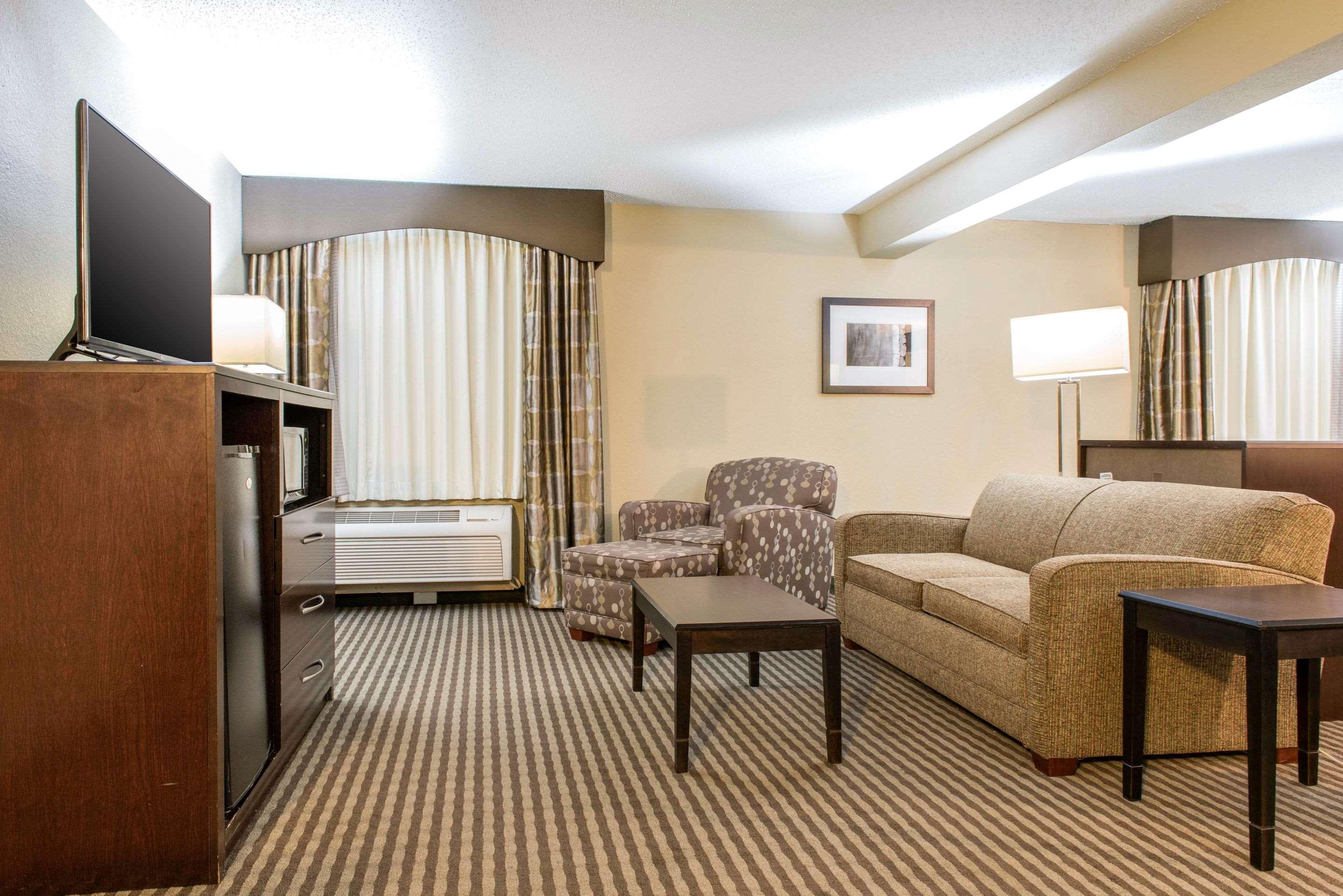 Quality Inn Festus Екстериор снимка