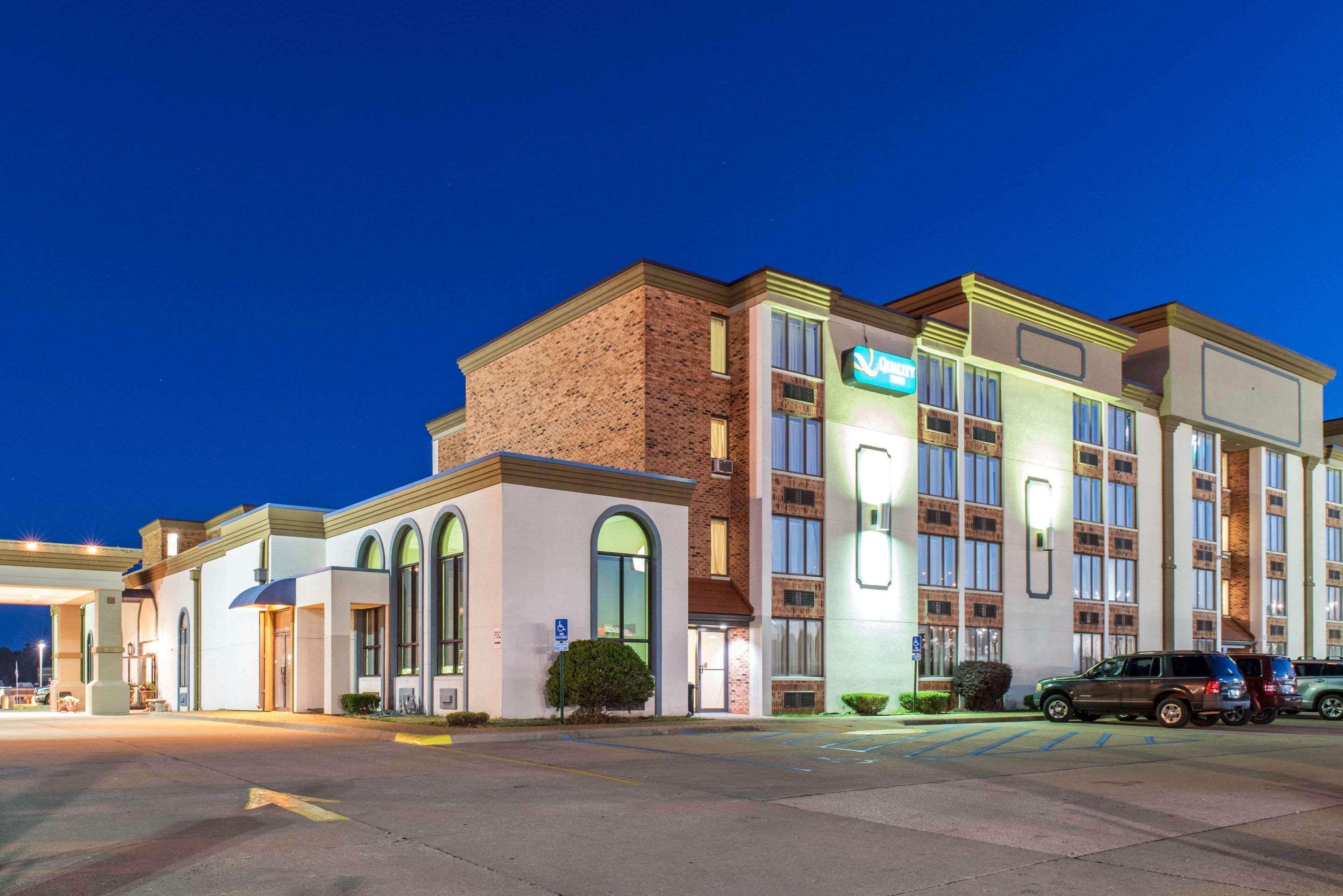 Quality Inn Festus Екстериор снимка
