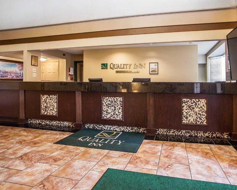 Quality Inn Festus Екстериор снимка