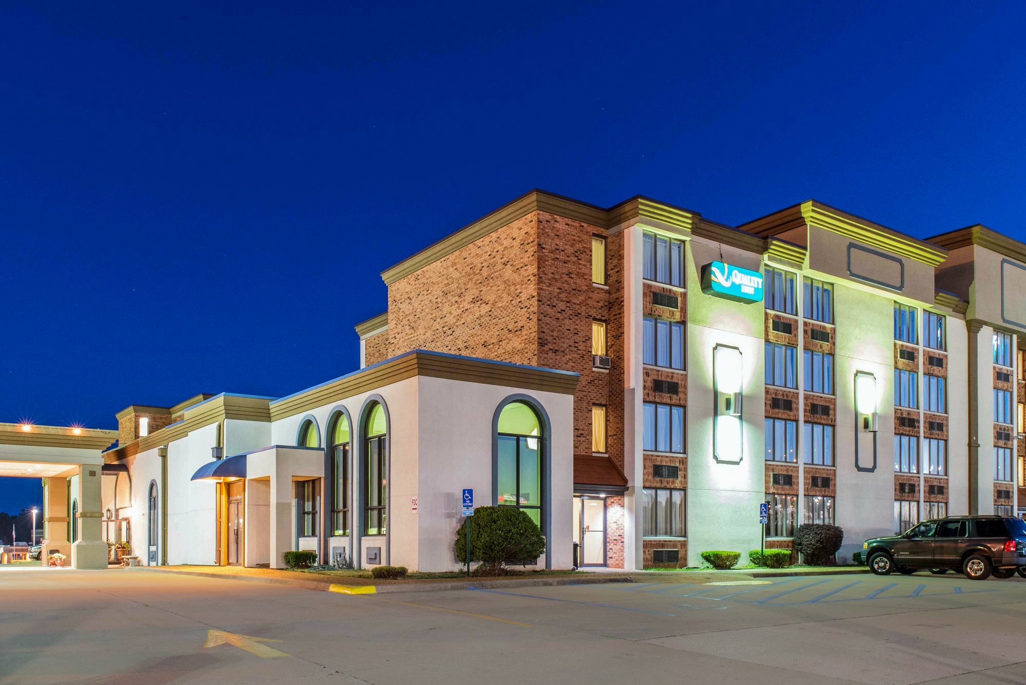 Quality Inn Festus Екстериор снимка