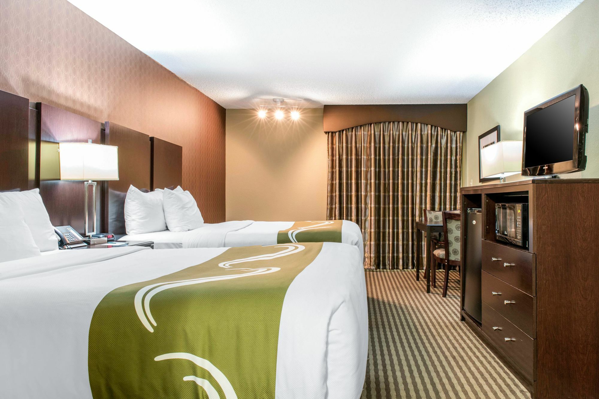 Quality Inn Festus Екстериор снимка